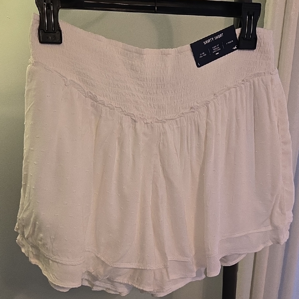 NWT - Hollister White Women's Skirt Shorts